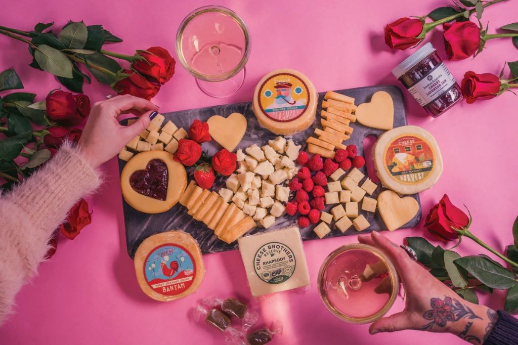 35 Things To Include In The Perfect Valentine’S Gift Basket For Him