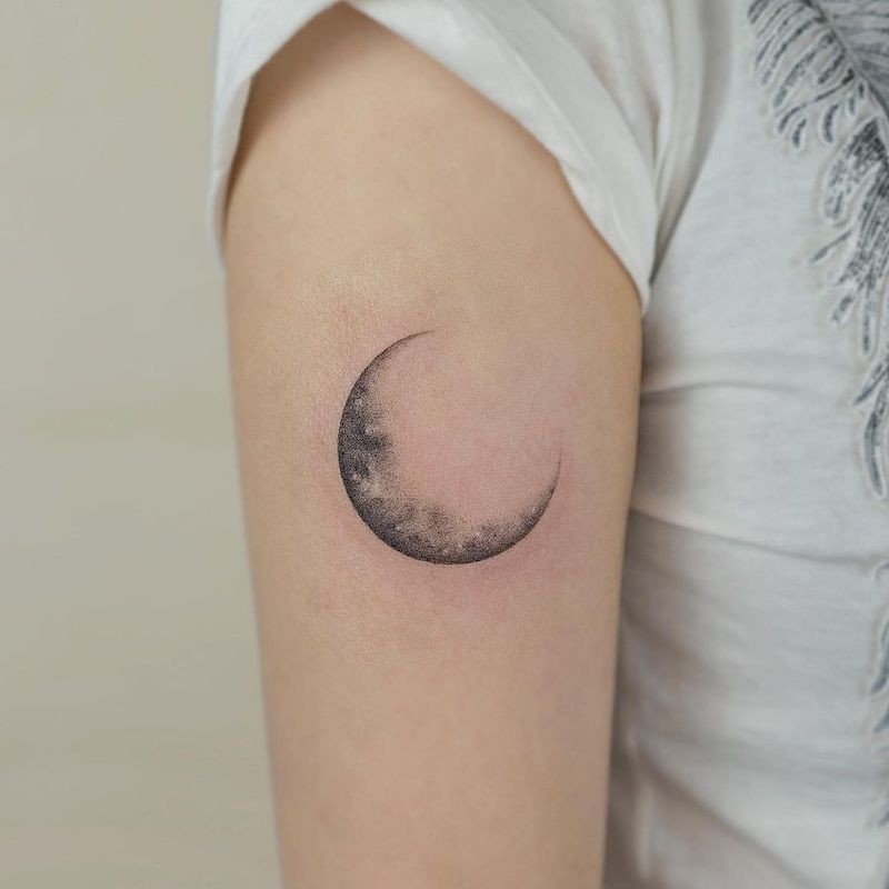 30+ Enchanting Moon Phases Tattoo Ideas For Women